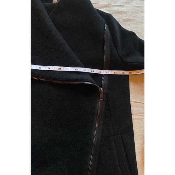 H&M Divided Jacket Womens Size 2 Black Wool Blend Overcoat Long Modern Peacoat - Picture 13 of 16